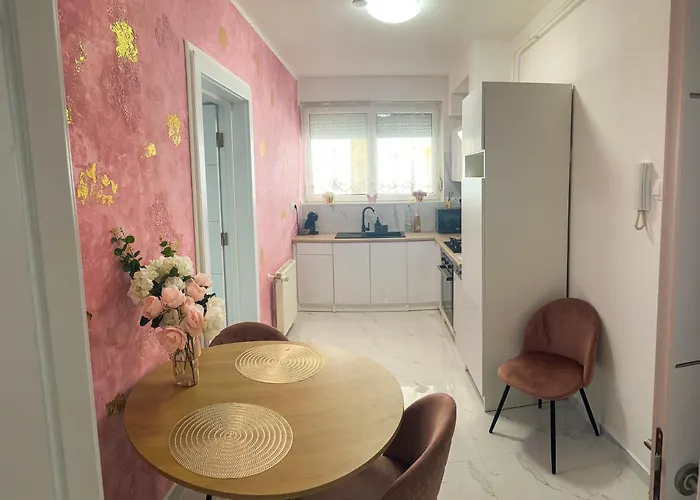 Apartamento Royal Wellness *
